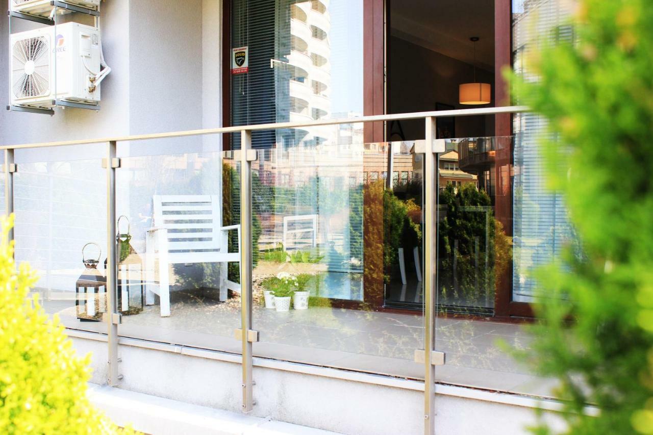 Jessapart - Ochota Apartments Warschau Exterior foto