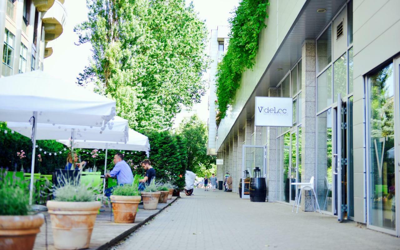 Jessapart - Ochota Apartments Warschau Exterior foto